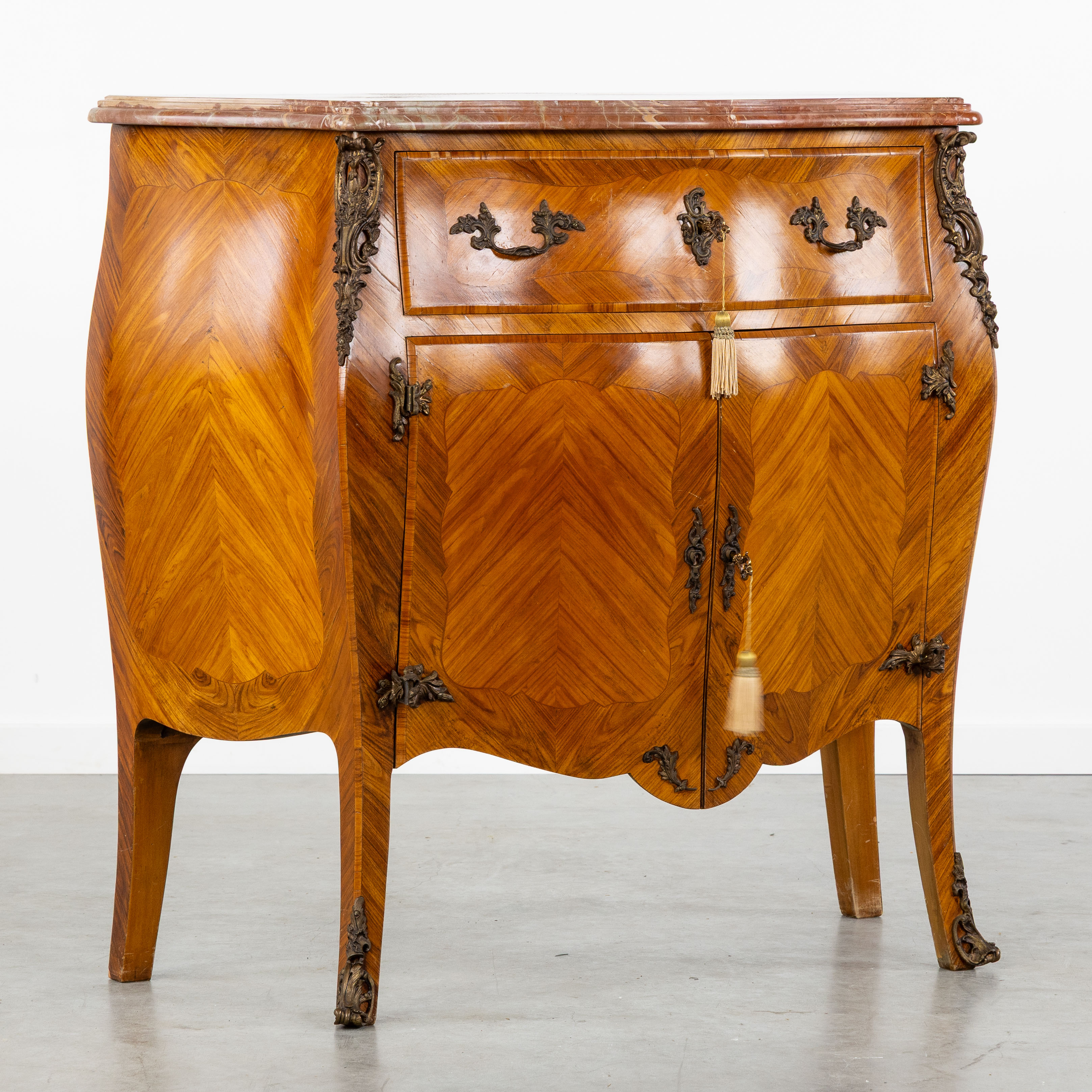 Flanders auctions Staand